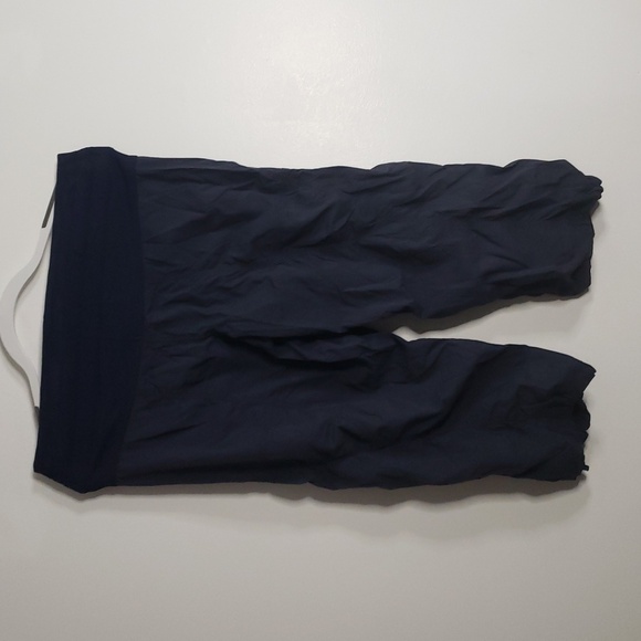 Lululemon Athletica Blue Capri Pants with Wide Waistband Size 6 - Picture 6 of 7